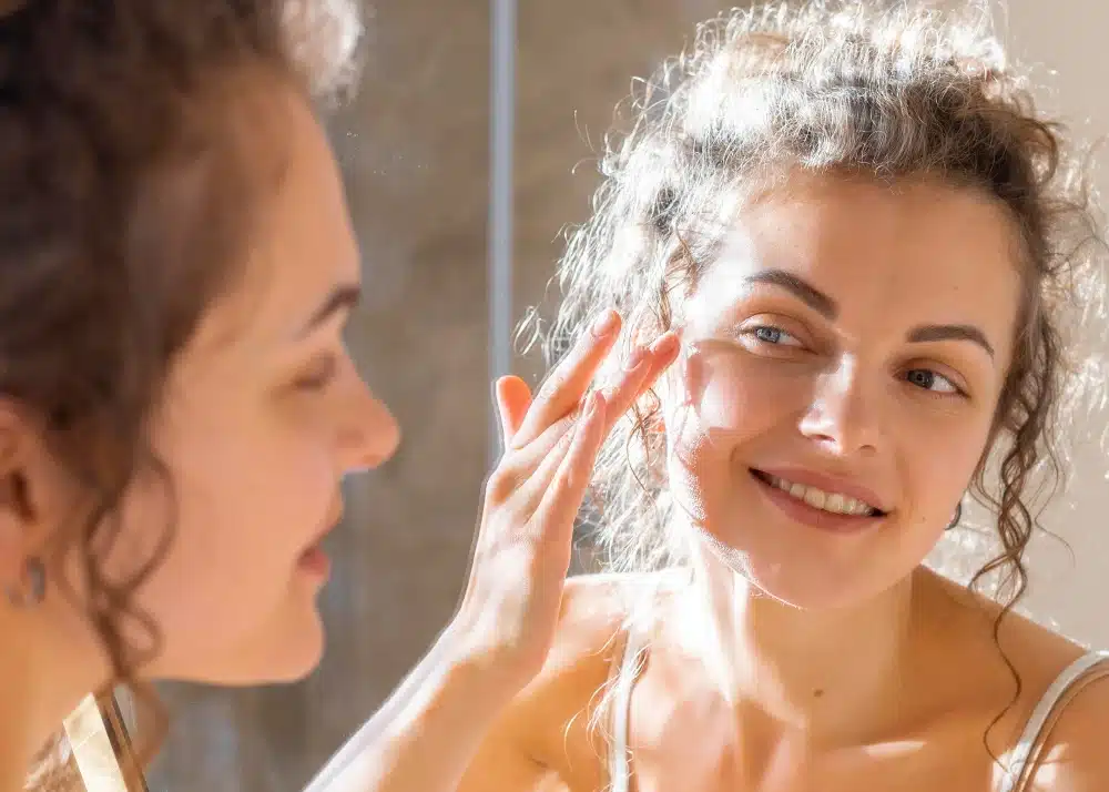 Le luxe d'une peau parfaitement lisse au quotidien grâce à la médecine esthétique